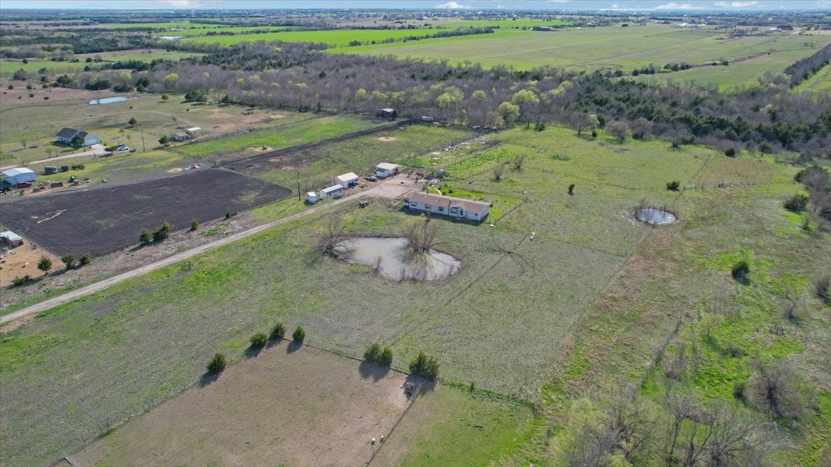 1528 County Road 697 Farmersville TX 75442