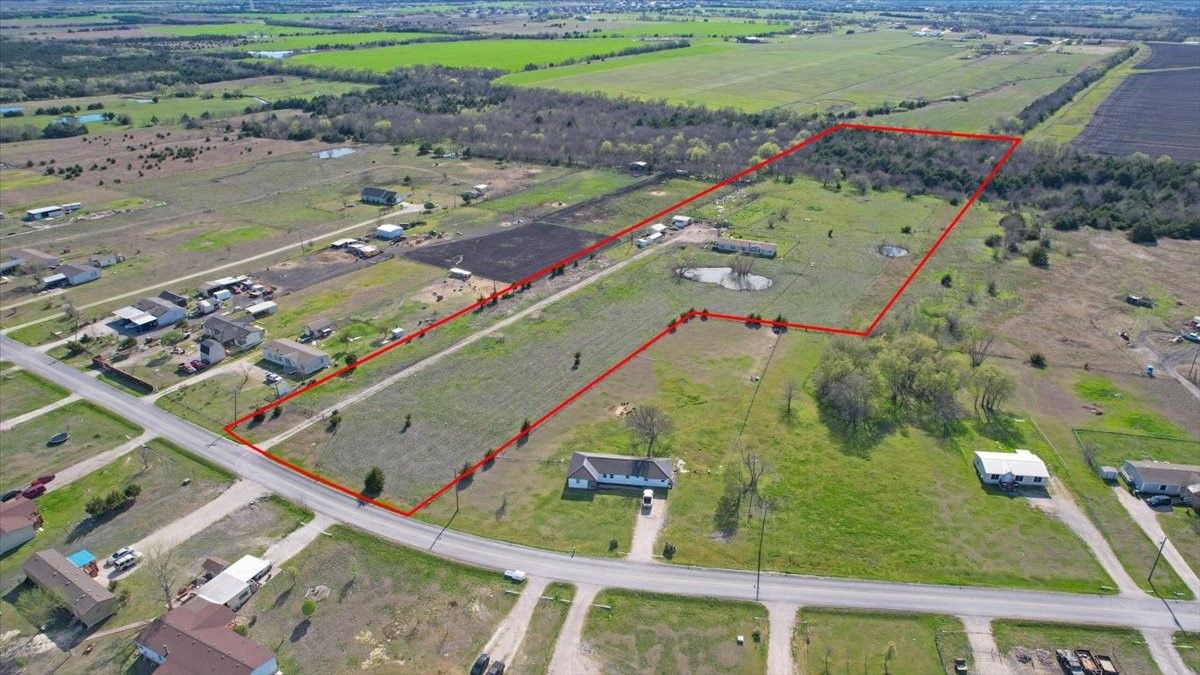 1528 County Road 697 Farmersville TX 75442