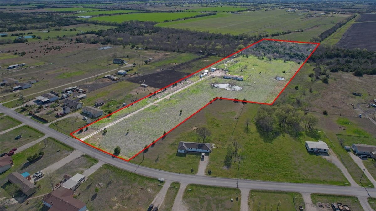 1528 County Road 697 Farmersville TX 75442