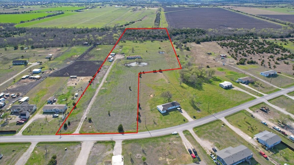 1528 County Road 697 Farmersville TX 75442