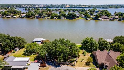 1804 Laguna Court Granbury TX 76048