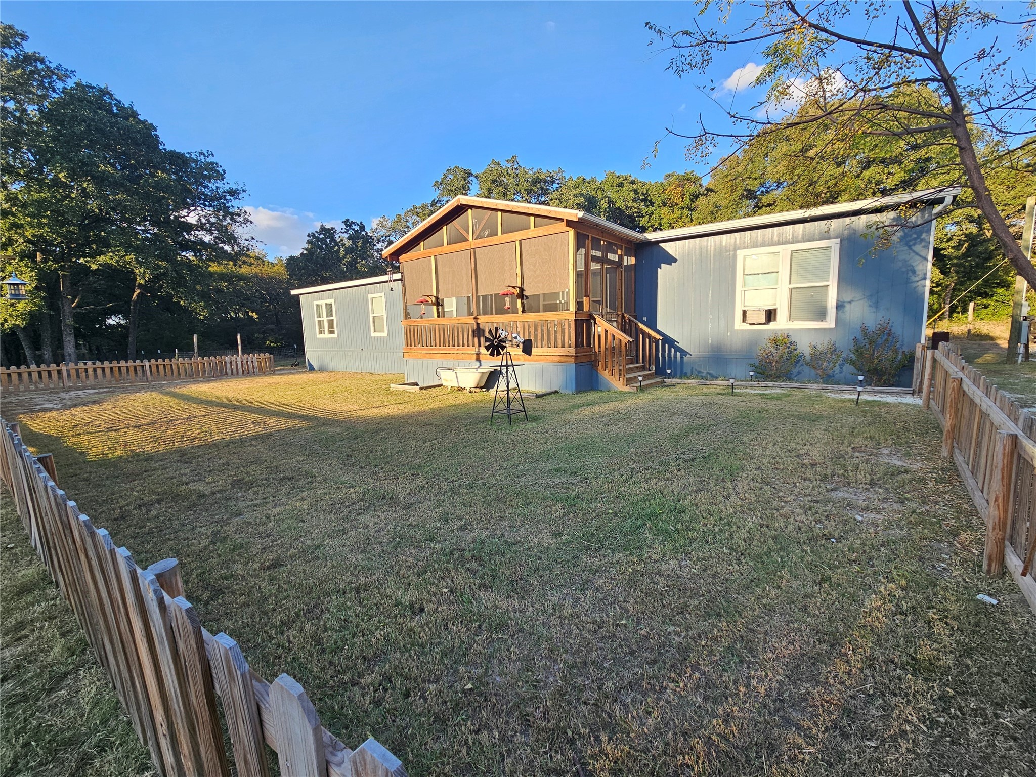 220 Pr 5374 Groesbeck TX 76642