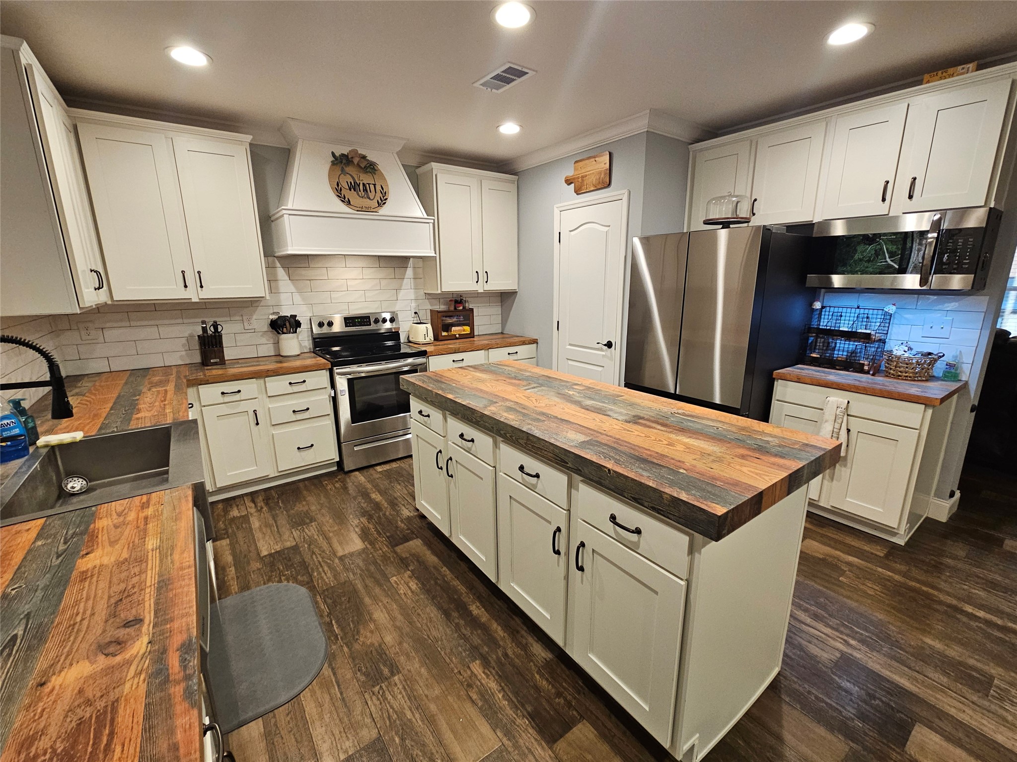220 Pr 5374 Groesbeck TX 76642