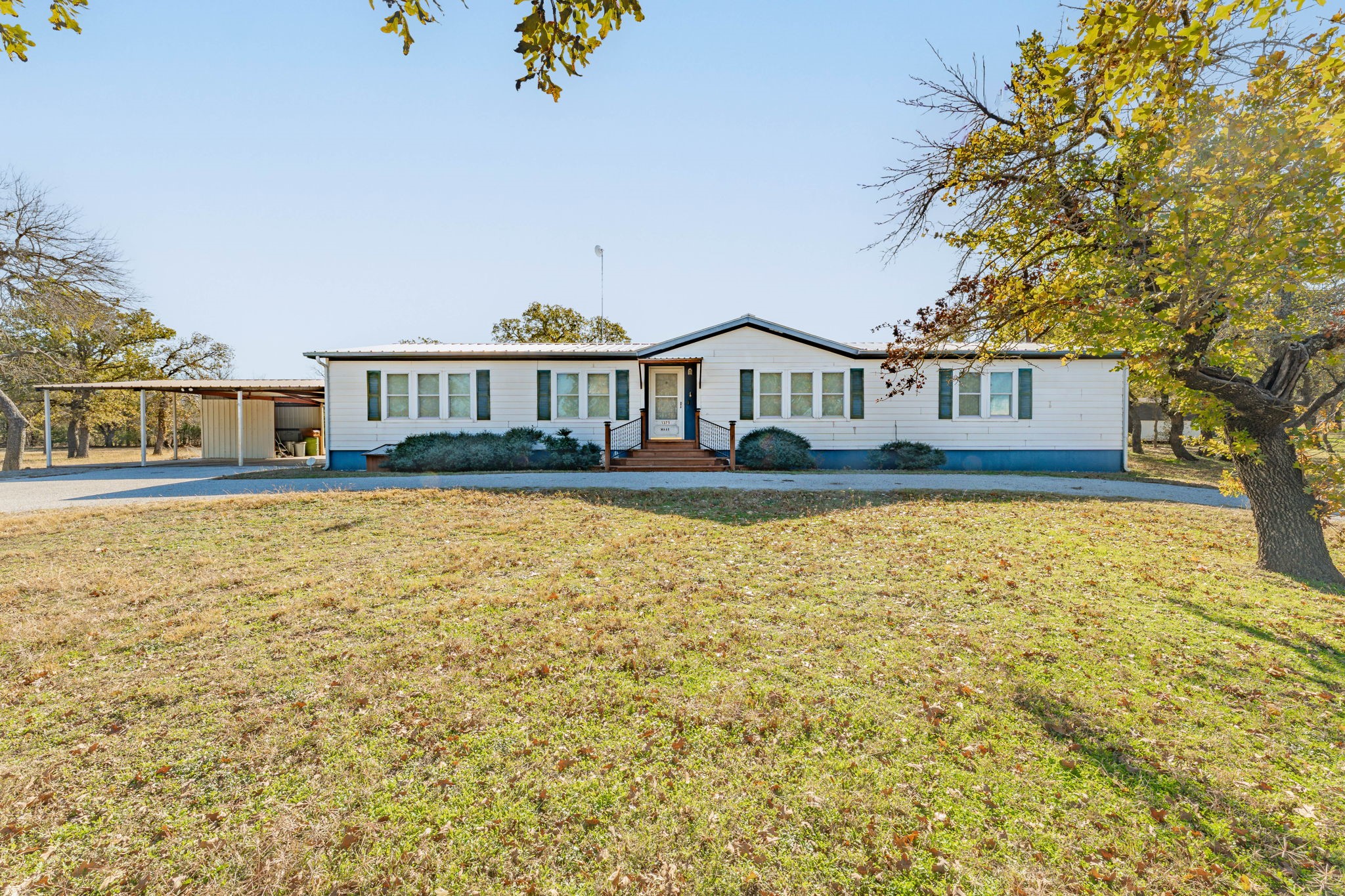 1375 N Lakeview Drive Palo Pinto TX 76484