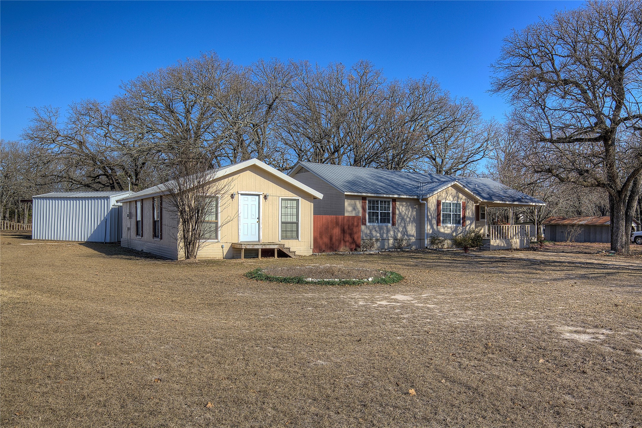 2822 County Road 3514 Greenville TX 75402