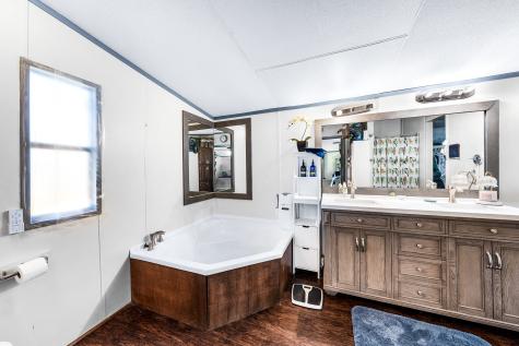 1536 New Hope Road Boyd TX 76023