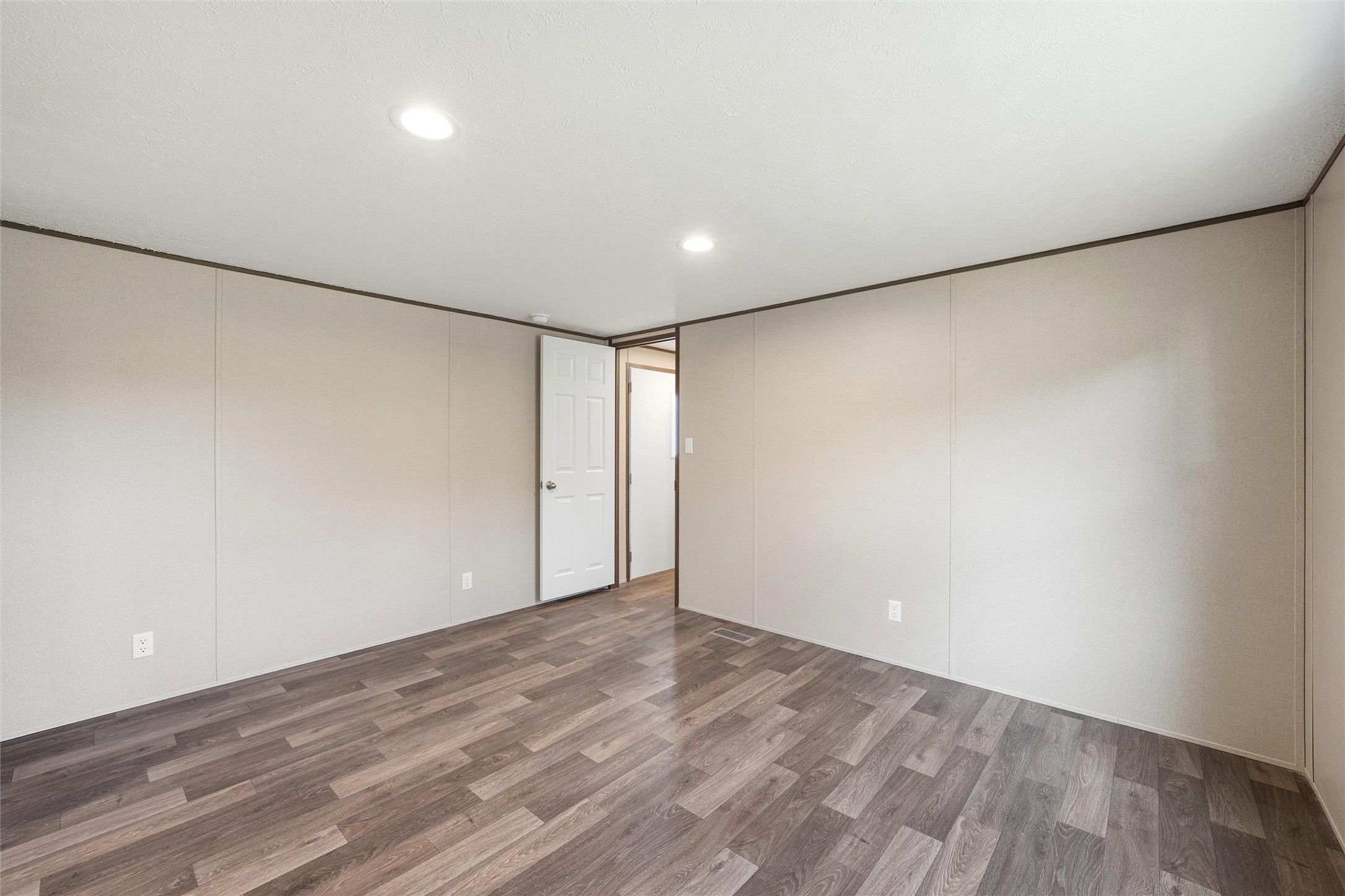 618 E 6th Street Blum TX 76627