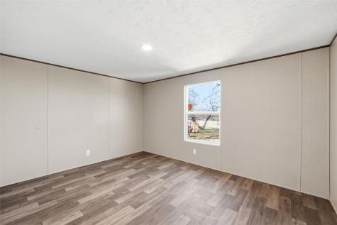 618 E 6th Street Blum TX 76627