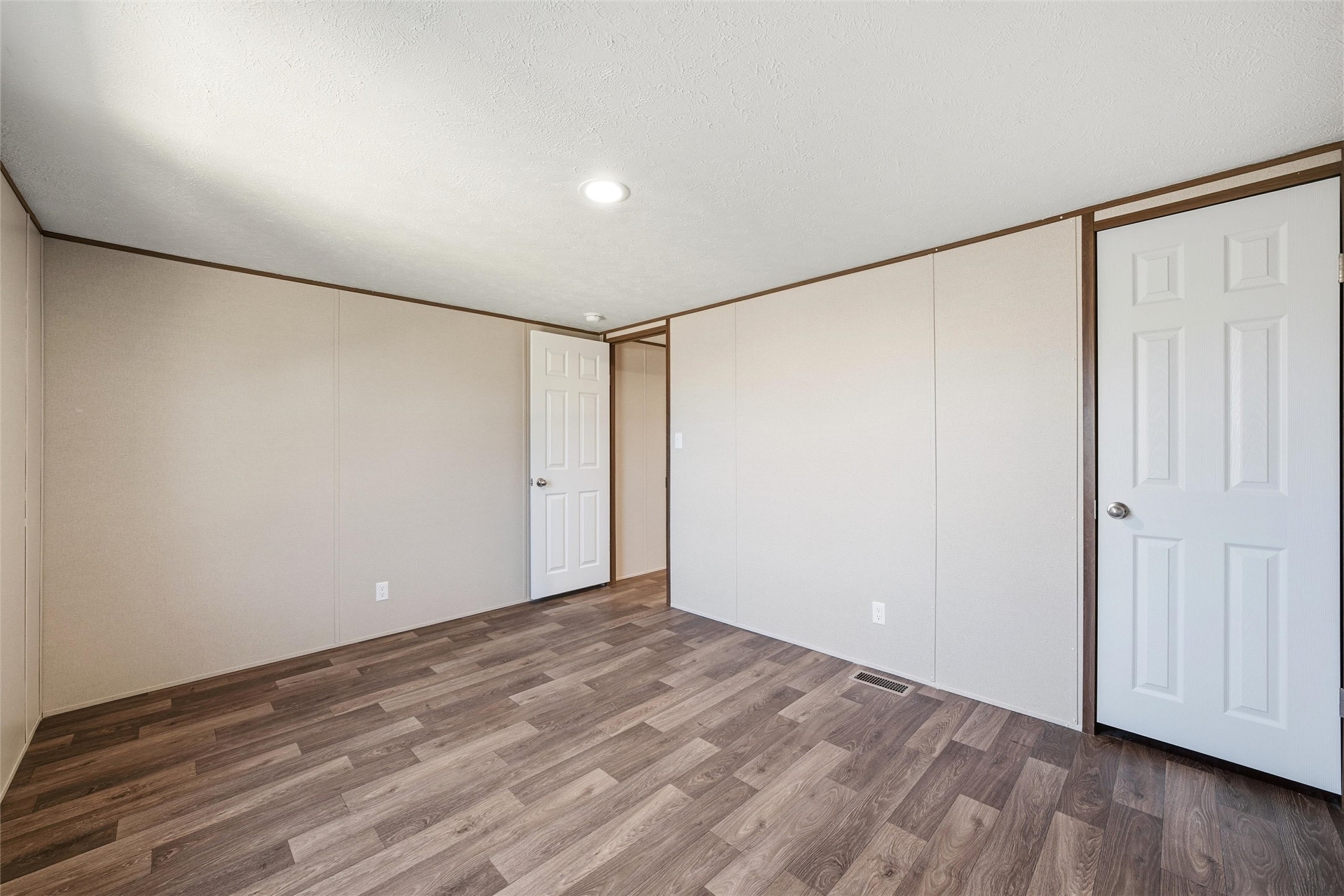 618 E 6th Street Blum TX 76627