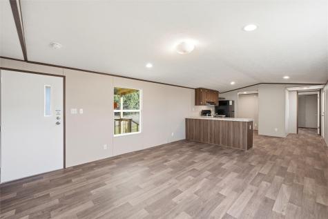 618 E 6th Street Blum TX 76627