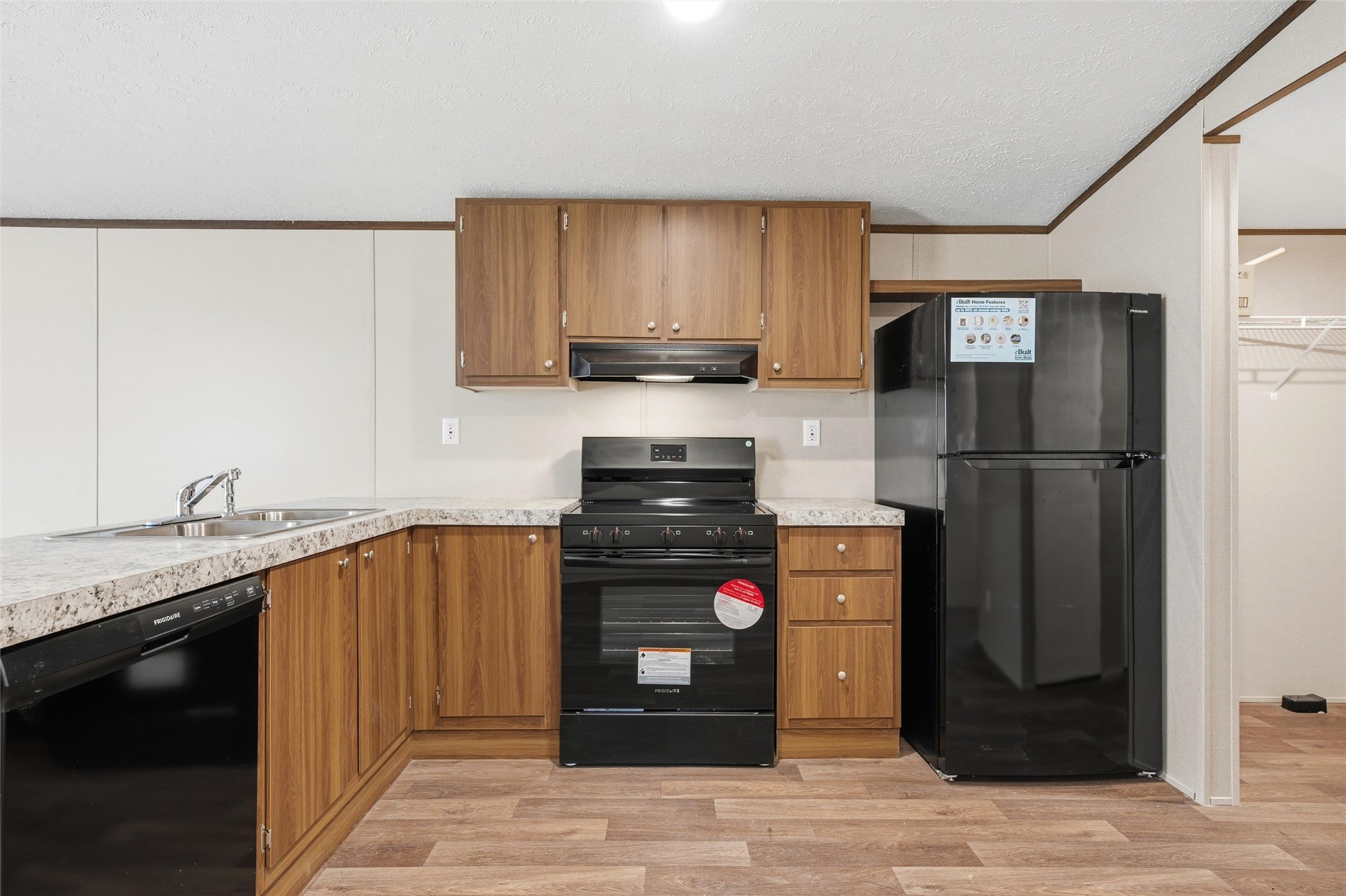 618 E 6th Street Blum TX 76627