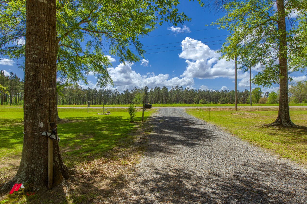 1997 Highway 507 Coushatta LA 71019