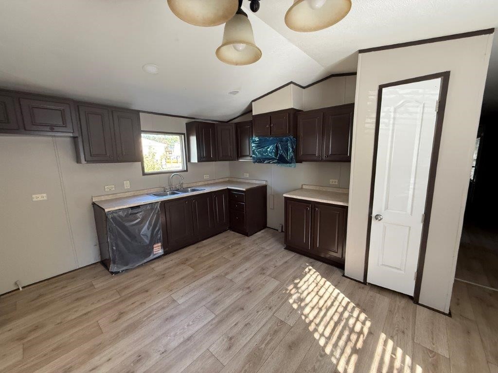 5421 Lake View Drive Granbury TX 76048