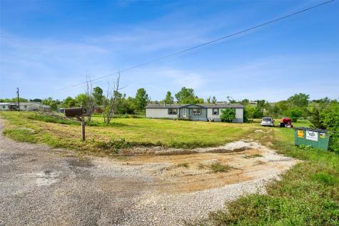 5805 Texas Street Joshua TX 76058