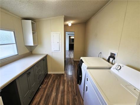 102 Lcr 828 Donie TX 75838