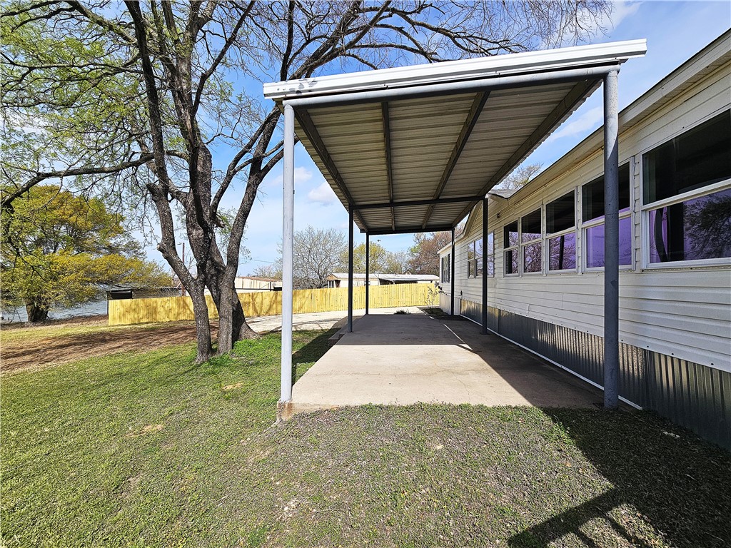 102 Lcr 828 Donie TX 75838