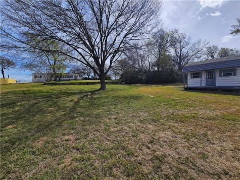 102 Lcr 828 Donie TX 75838