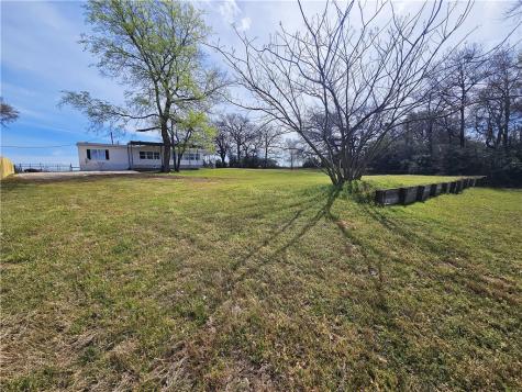 102 Lcr 828 Donie TX 75838