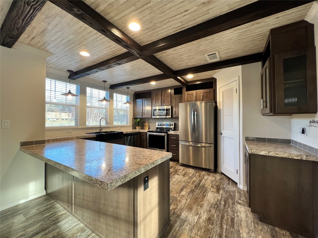 566 Southwind Road Mineral Wells TX 76067