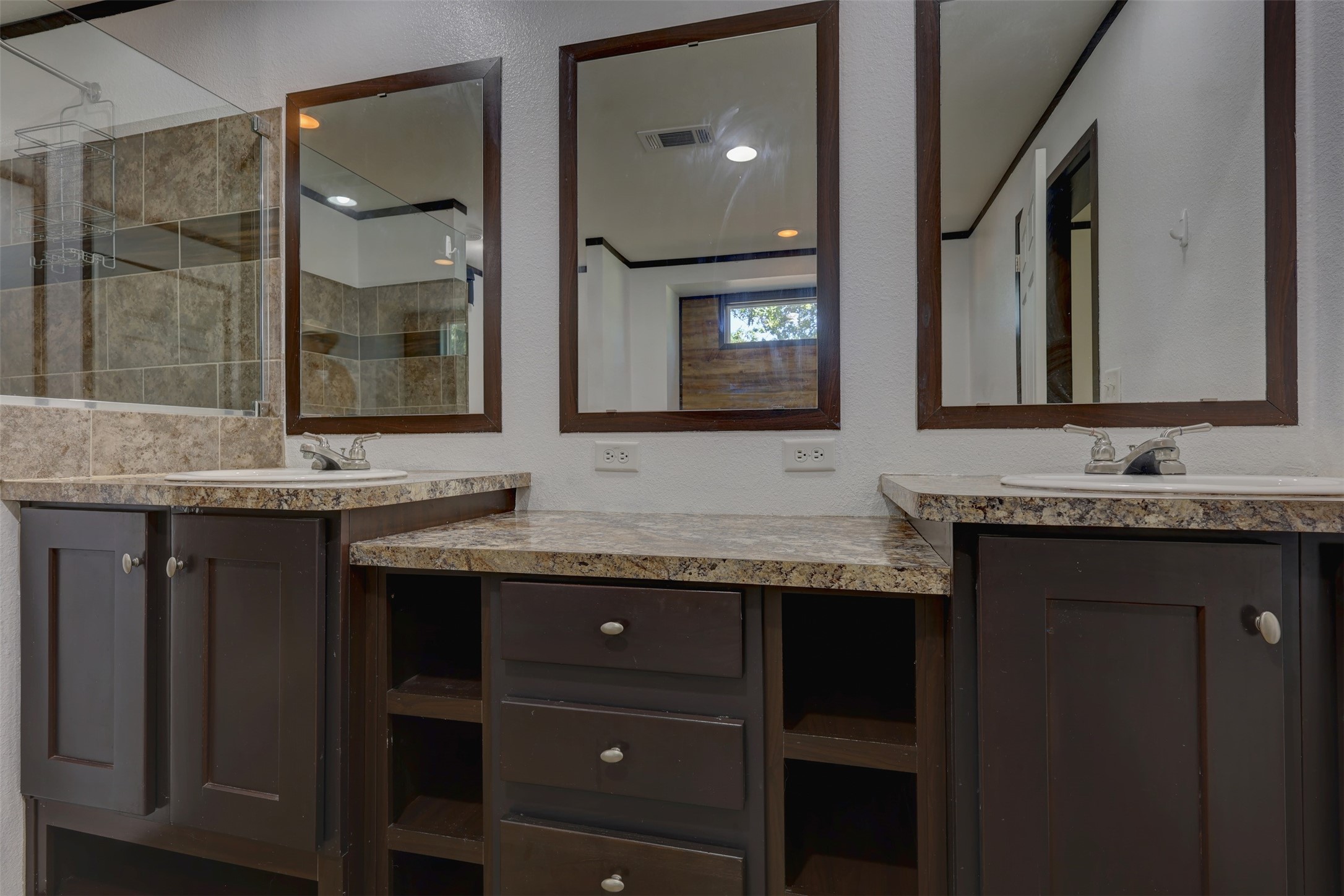 119 Post Oak Road Whitney TX 76692