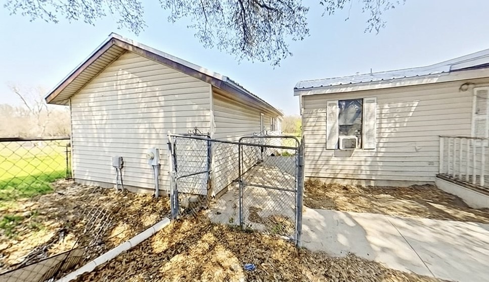 3314 Jay Bird Lane Springtown TX 76082