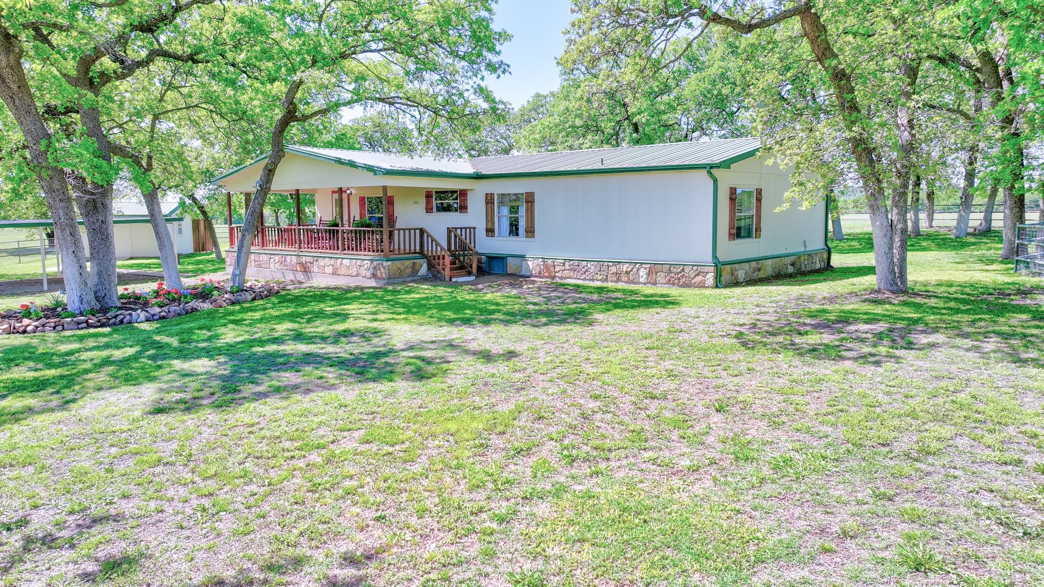 301 Private Road 1613 Lipan TX 76462