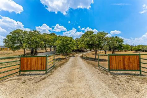 4999 County Road 182 Stephenville TX 76401