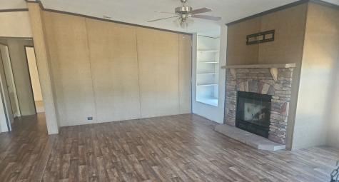 221 Farmhouse Road Springtown TX 76082
