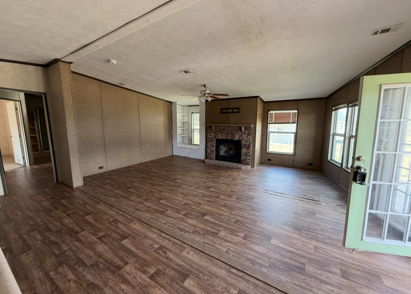 221 Farmhouse Road Springtown TX 76082