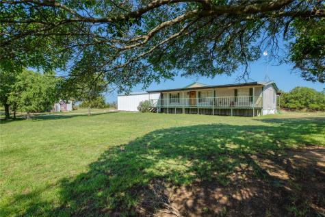 100 Blue Valley Court Springtown TX 76082