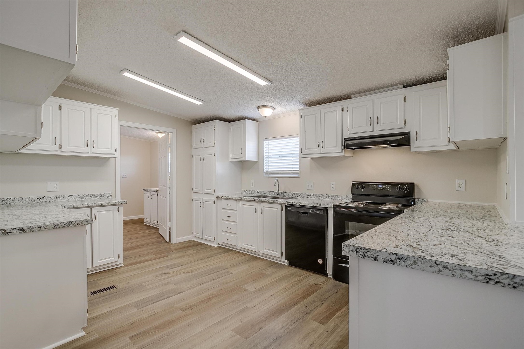 5612 Texas Street Joshua TX 76058