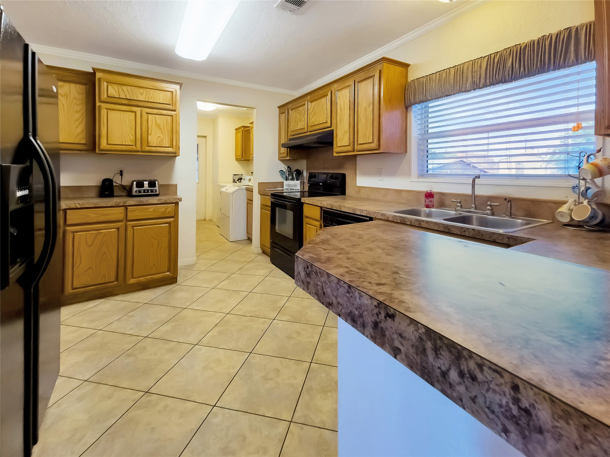 210 N Avenue B Knox City TX 79529