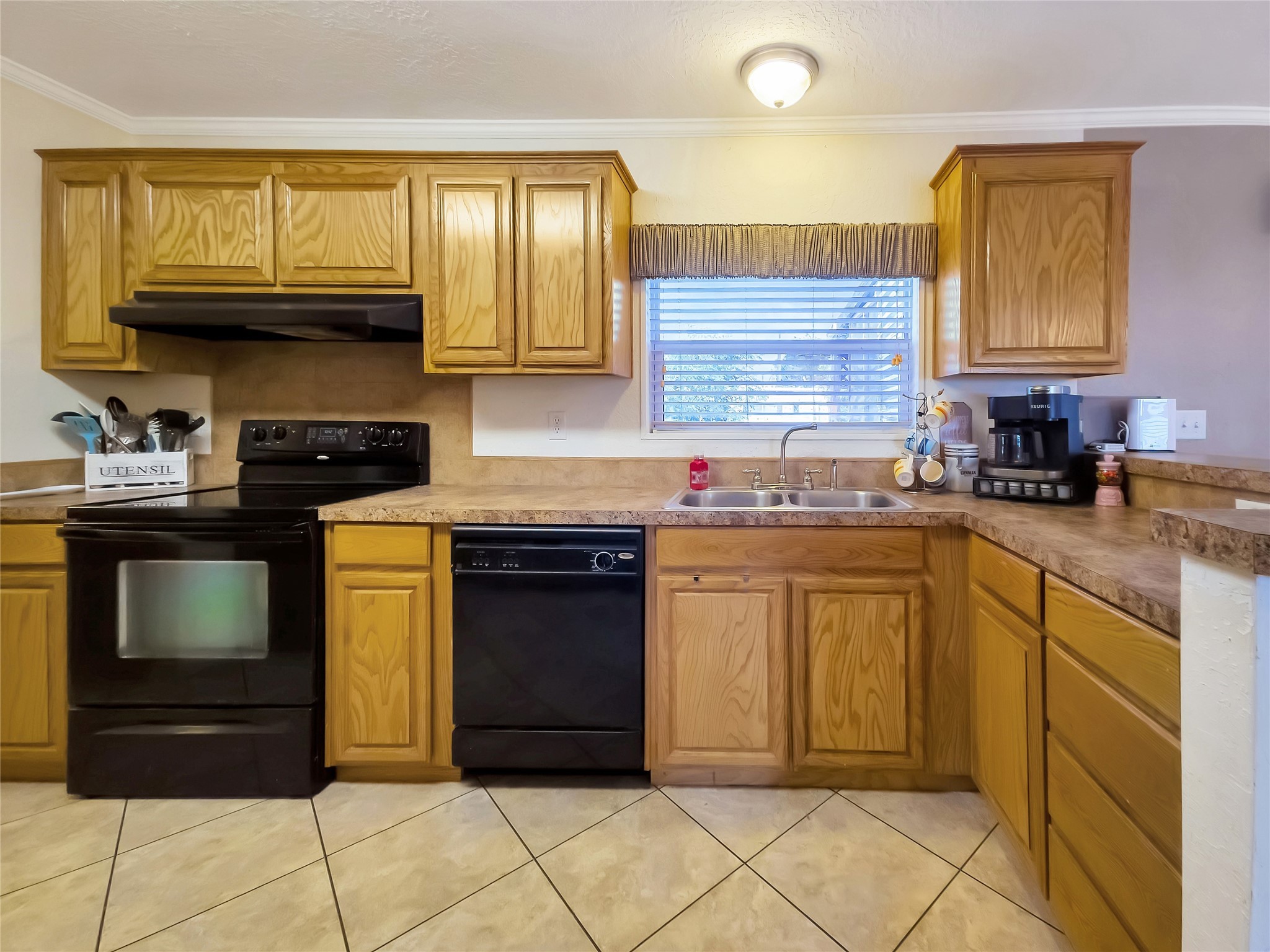210 N Avenue B Knox City TX 79529