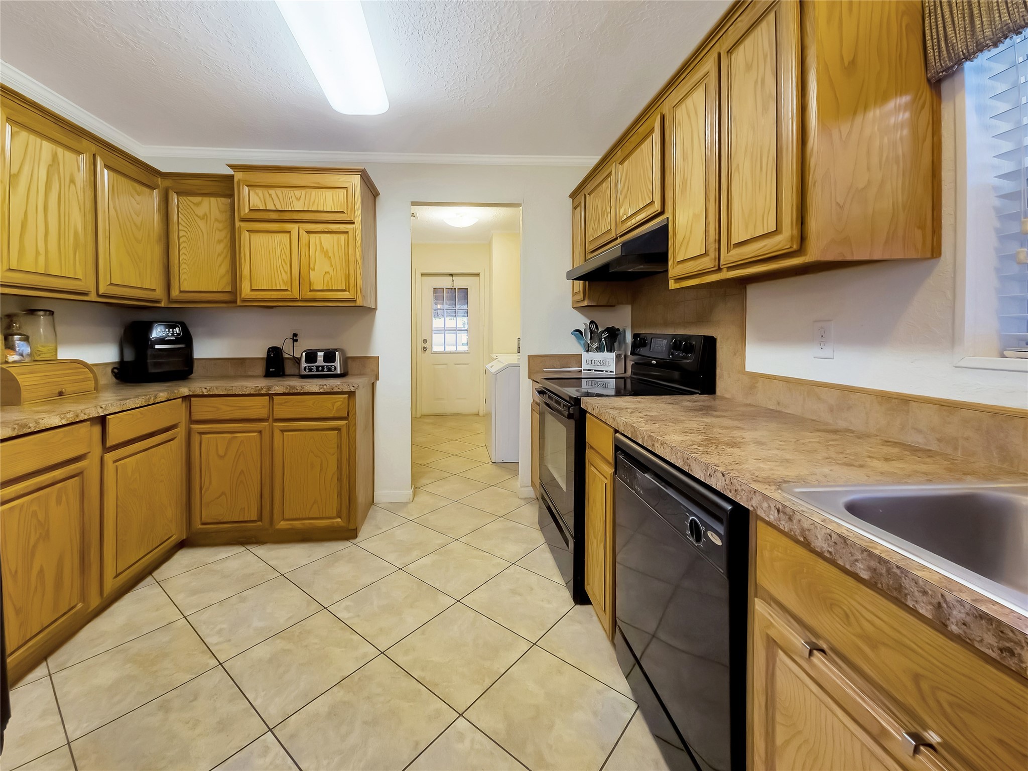 210 N Avenue B Knox City TX 79529