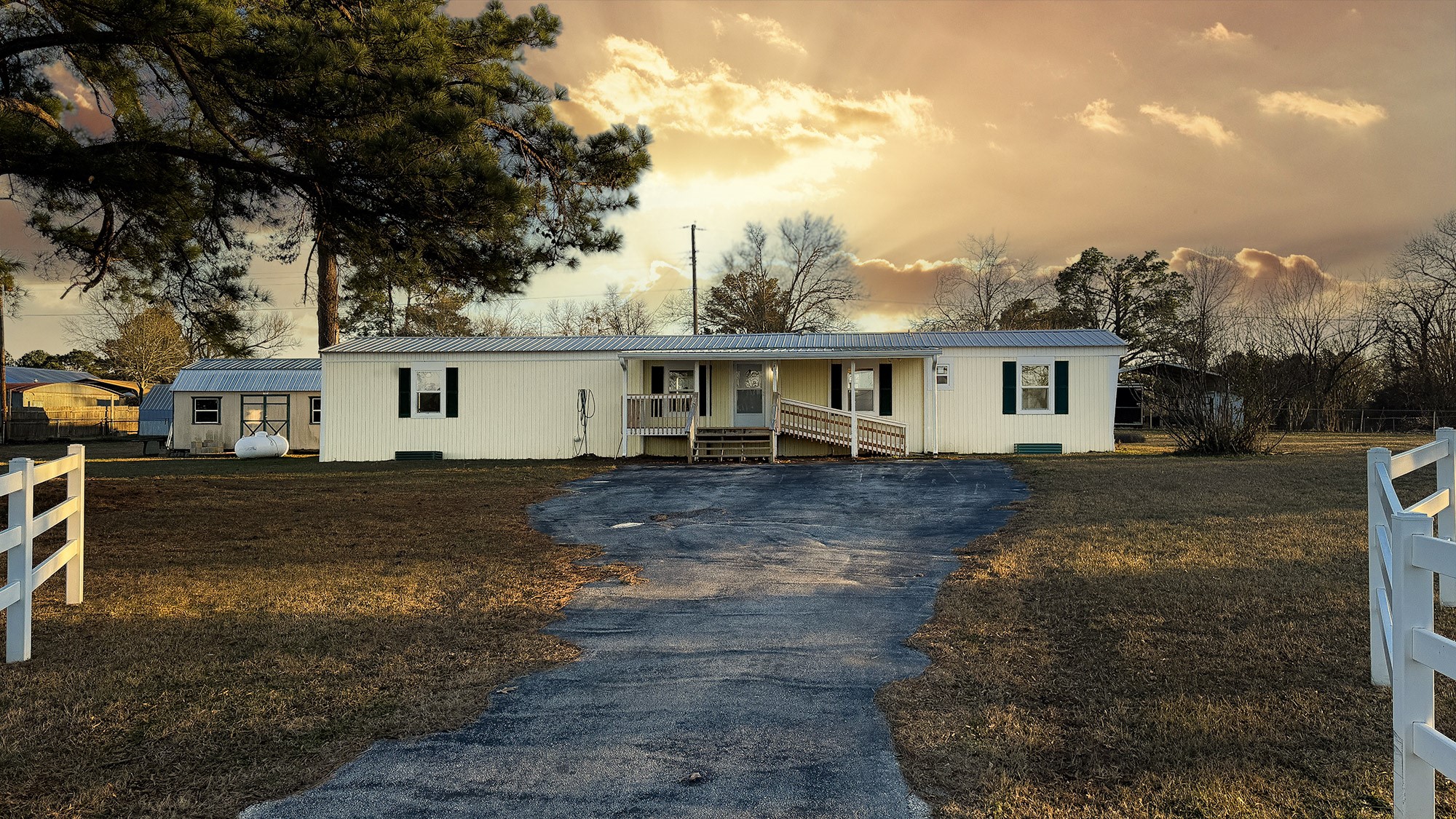 15995 Neches Parkway Tyler TX 75704