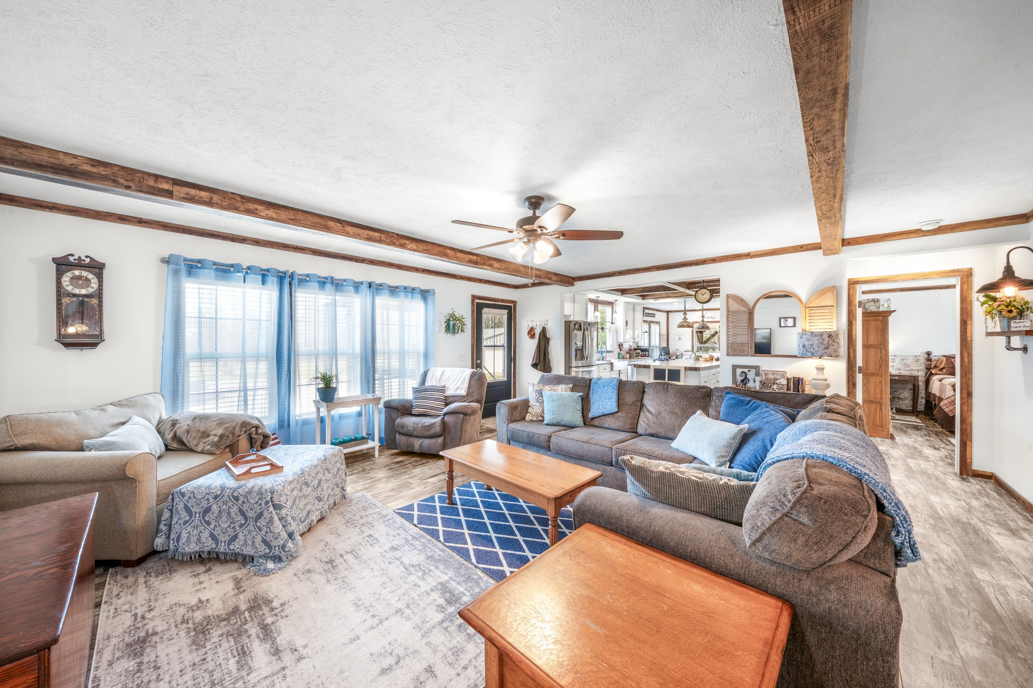 6946 E Interstate 30 Campbell TX 75422
