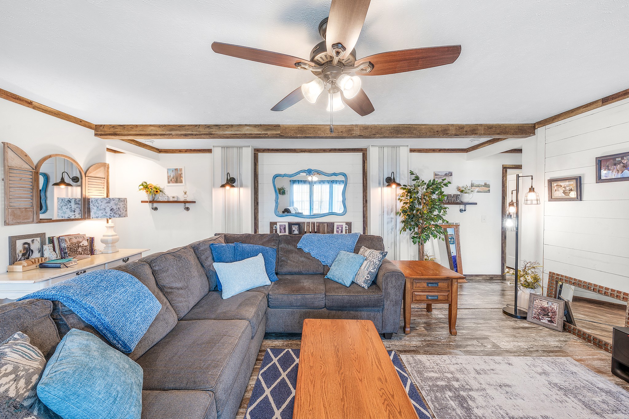 6946 E Interstate 30 Campbell TX 75422