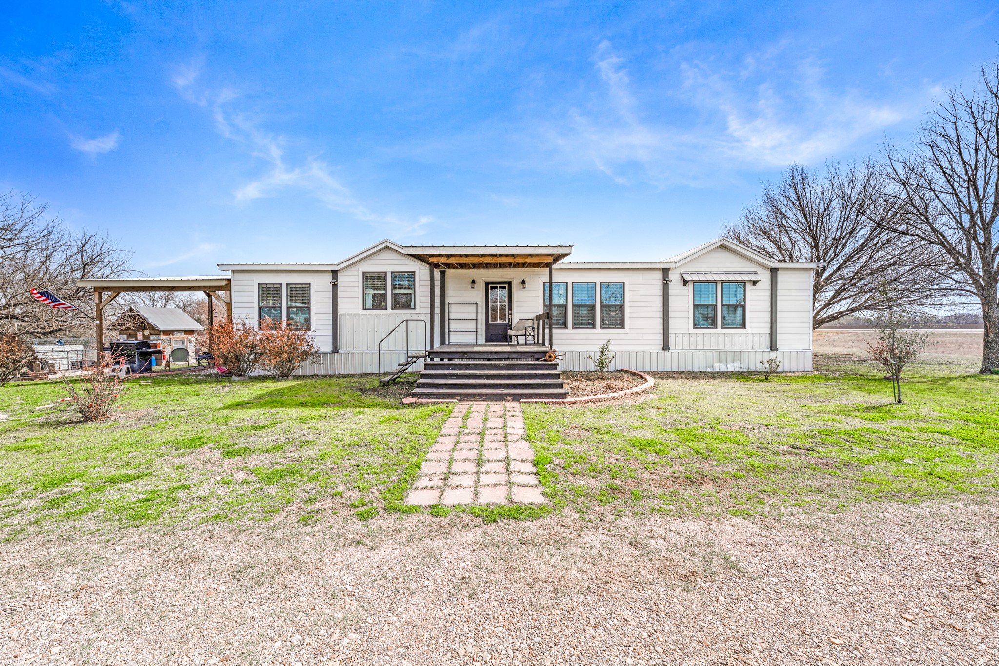 6946 E Interstate 30 Campbell TX 75422