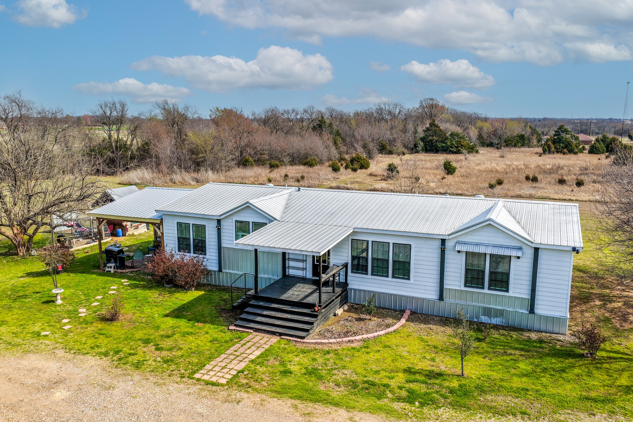 6946 E Interstate 30 Campbell TX 75422
