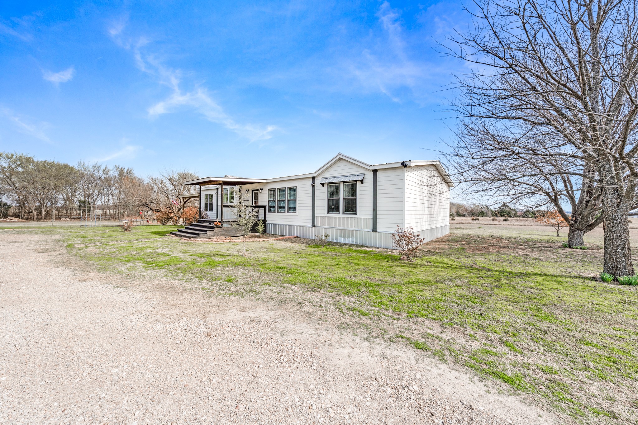 6946 E Interstate 30 Campbell TX 75422