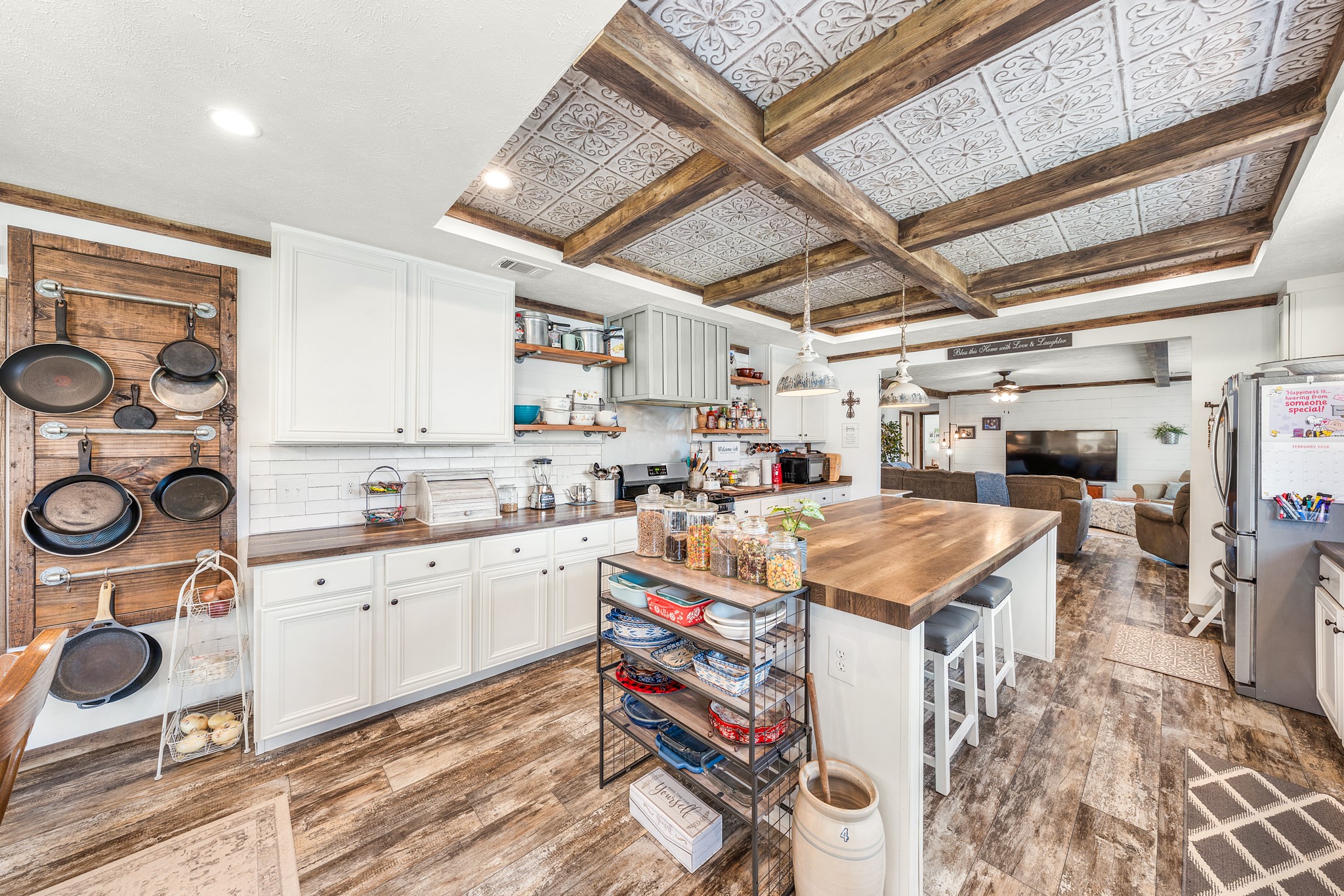 6946 E Interstate 30 Campbell TX 75422
