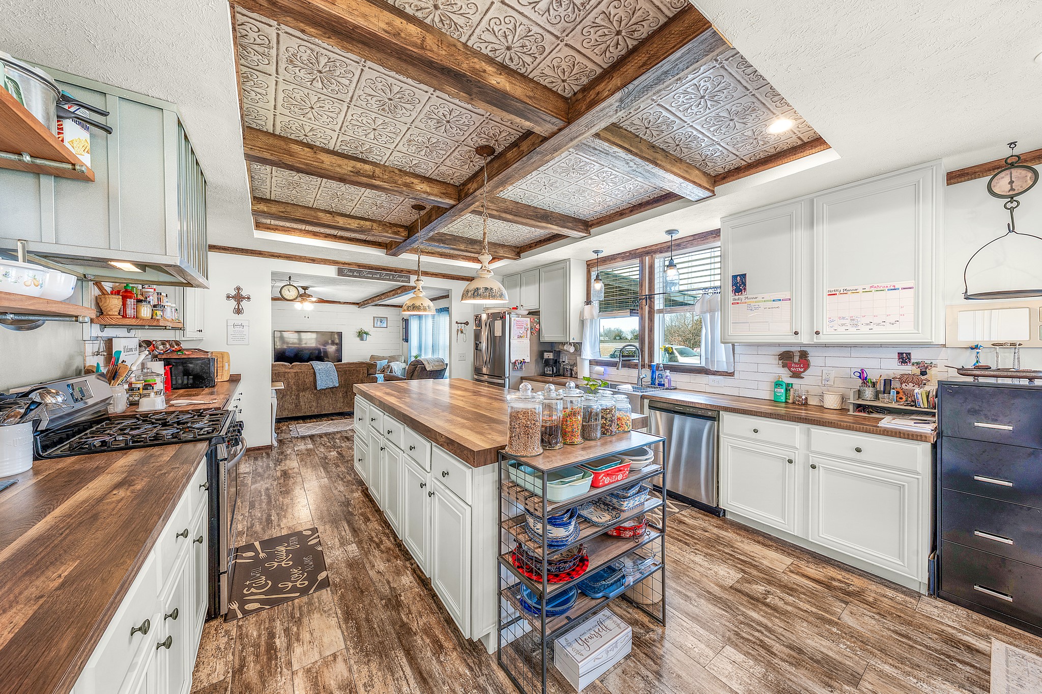 6946 E Interstate 30 Campbell TX 75422