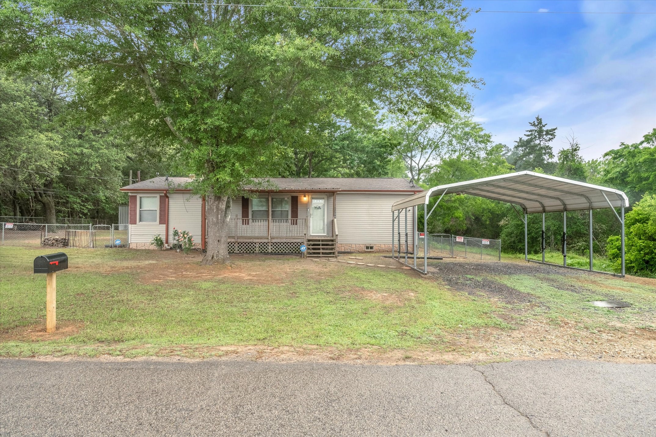 205 N Meason Street Big Sandy TX 75755