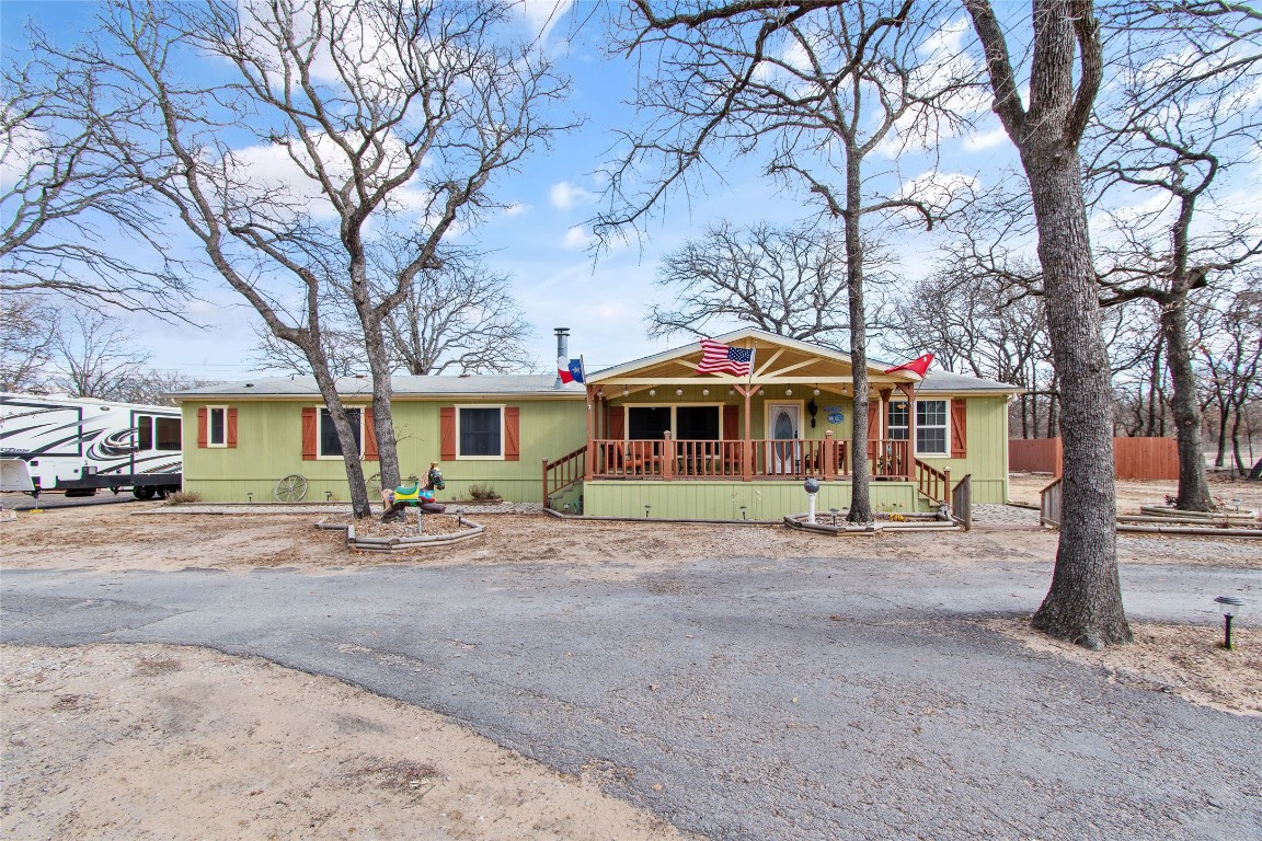 170 Dorflinger Court Boyd TX 76023