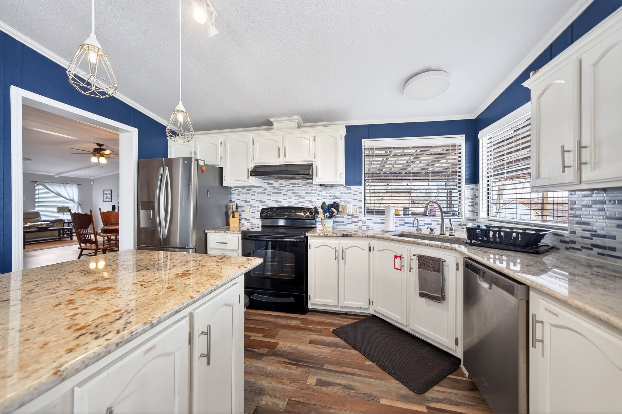 212 Sunray Street Mabank TX 75156