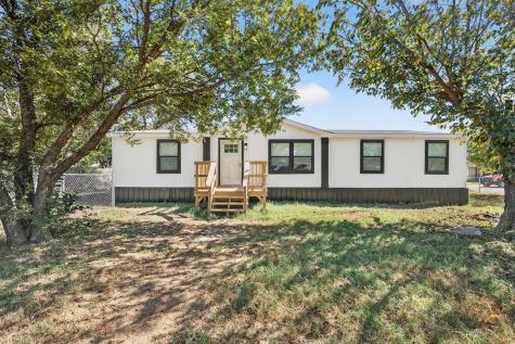 1205 N Columbia Street Stephenville TX 76401