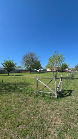 119 Enchanted Lakes Drive Azle TX 76020