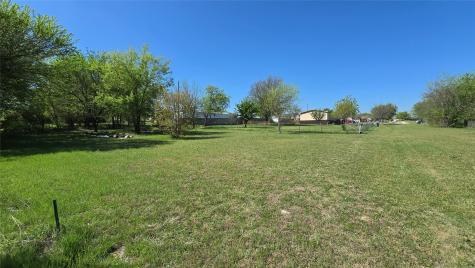 119 Enchanted Lakes Drive Azle TX 76020