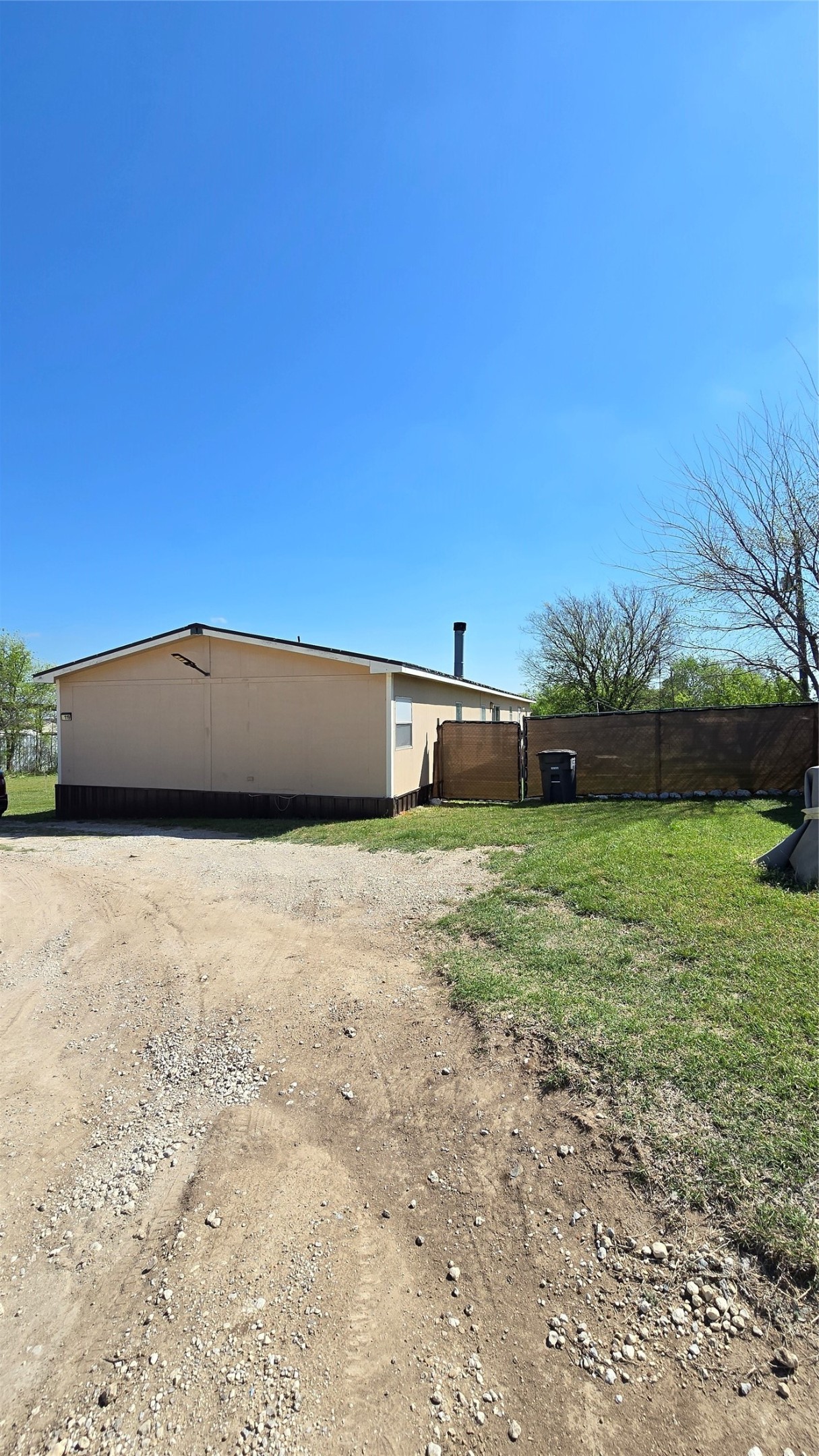 119 Enchanted Lakes Drive Azle TX 76020