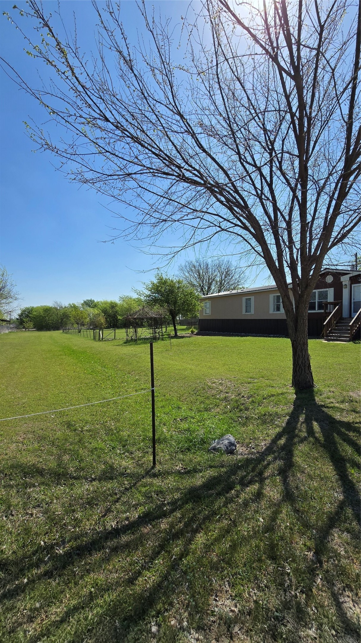 119 Enchanted Lakes Drive Azle TX 76020